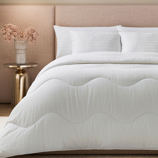 Hospitality Boutique Silk Duvet lifestyle