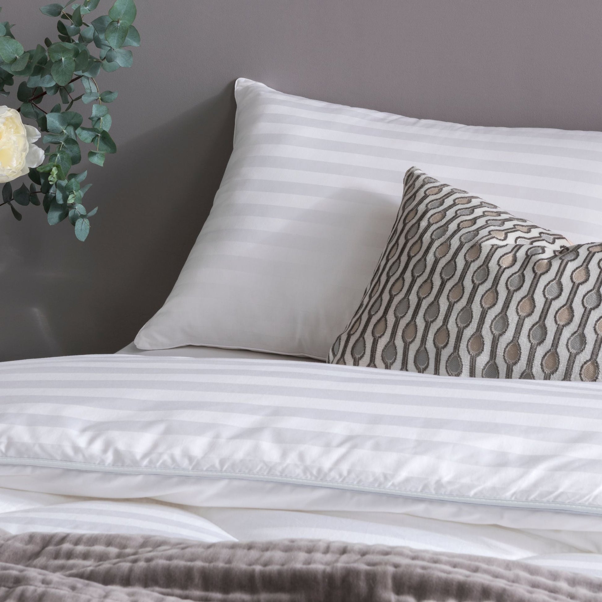 Set of 4 - Boutique Silk pillow bundle